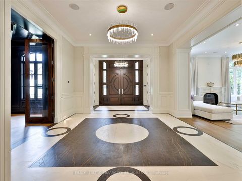 Photo 13 at 382 Old Yonge Street, Windfields, Toronto