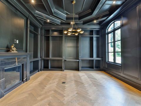 Photo 15 at 382 Old Yonge Street, Windfields, Toronto