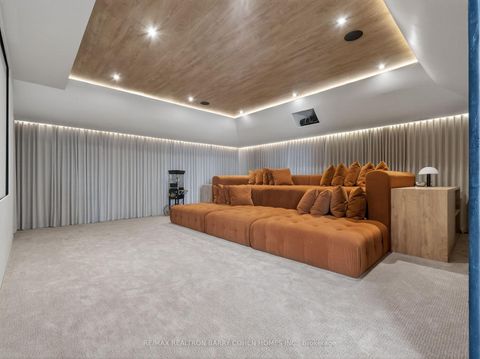 Photo 33 at 382 Old Yonge Street, Windfields, Toronto