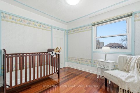 Photo 27 at 4538 Mayflower Drive, Hurontario, Mississauga