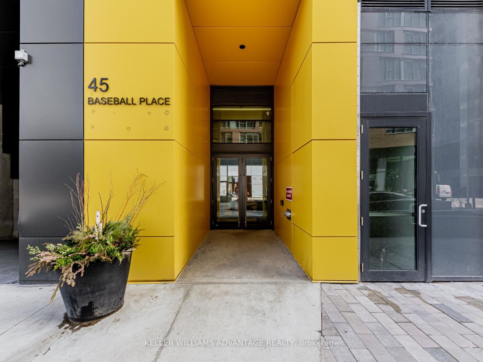 1002 - 45 Baseball Place, South Riverdale, Toronto by Loree Meneguzzi Real Estate 1002 - 45 Baseball Place, South Riverdale, Toronto