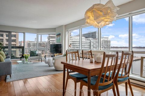 Photo 8 at 704 - 10 Queens Quay W, Waterfront Communities C1, Toronto