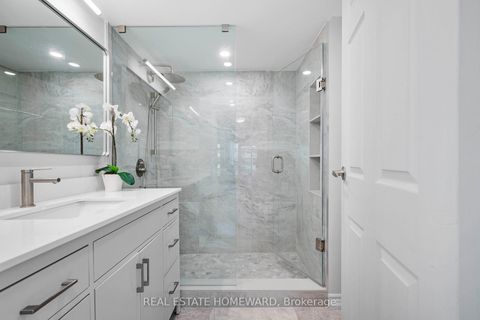 Photo 17 at 704 - 10 Queens Quay W, Waterfront Communities C1, Toronto