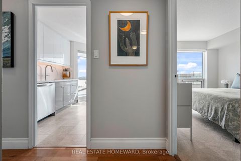 Photo 24 at 704 - 10 Queens Quay W, Waterfront Communities C1, Toronto