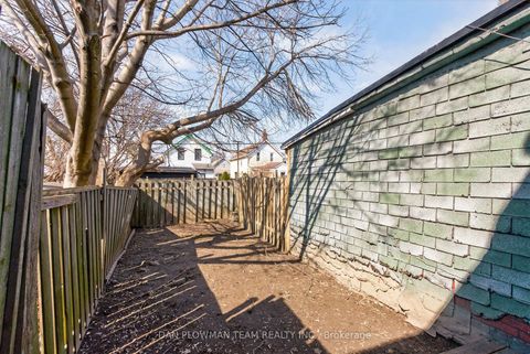 Photo 16 at 114 Olive Avenue, Central, Oshawa