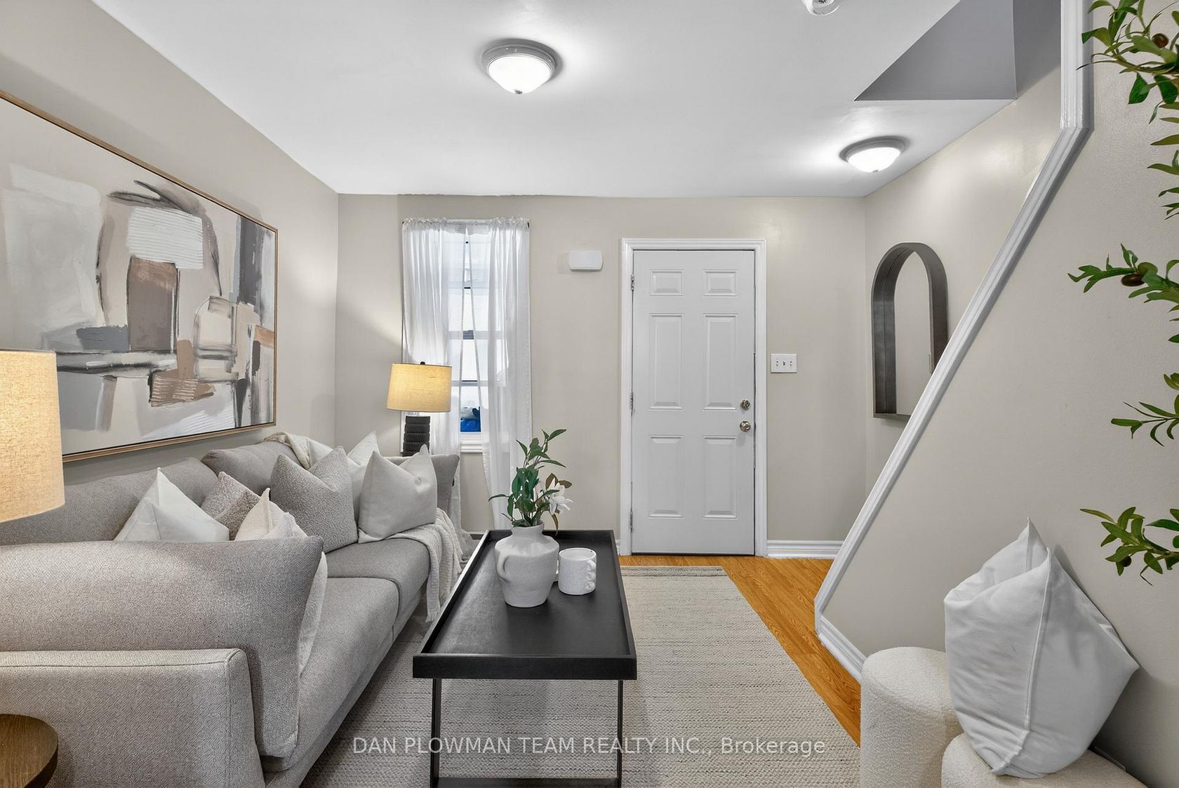 114 Olive Avenue, Central, Oshawa 