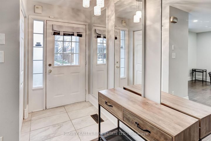 Photo 3 at 112 Wexford Avenue N, Crown Point, Hamilton