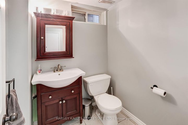 Photo 19 at 112 Wexford Avenue N, Crown Point, Hamilton