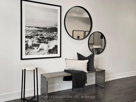 Photo 4 at 1076 Lansdowne Avenue, Junction, Toronto