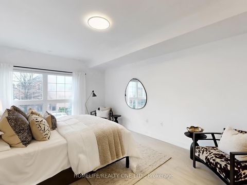 Photo 16 at 1076 Lansdowne Avenue, Junction, Toronto