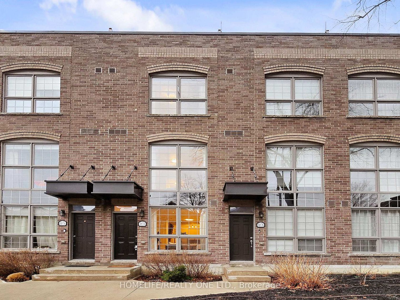 1076 Lansdowne Avenue, Junction, Toronto by Loree Meneguzzi Real Estate 1076 Lansdowne Avenue, Junction, Toronto