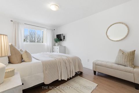 Photo 23 at 1232 Southdale Avenue, Donevan, Oshawa