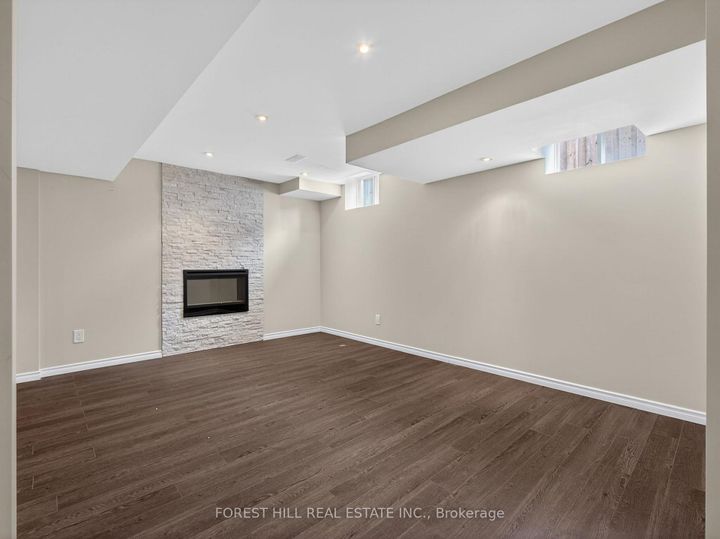 Photo 43 at 22 Mccombe Lane, Patterson, Vaughan