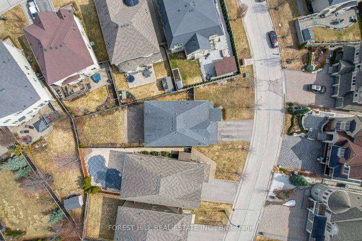 Photo 48 at 22 Mccombe Lane, Patterson, Vaughan