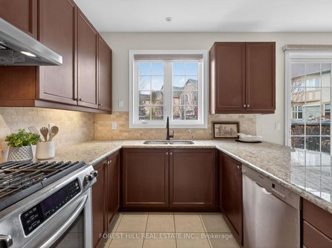 Photo 10 at 22 Mccombe Lane, Patterson, Vaughan