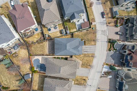 Photo 48 at 22 Mccombe Lane, Patterson, Vaughan