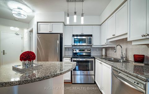 Photo 6 at 701 - 78 Harrison Garden Boulevard, Willowdale East, Toronto