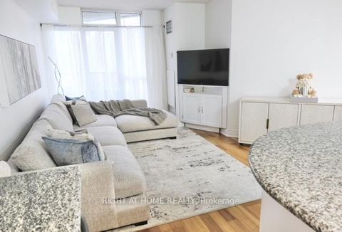 Photo 8 at 701 - 78 Harrison Garden Boulevard, Willowdale East, Toronto