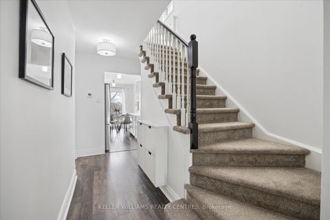 Photo 4 at 720 Walpole Crescent, Wyndham, Newmarket