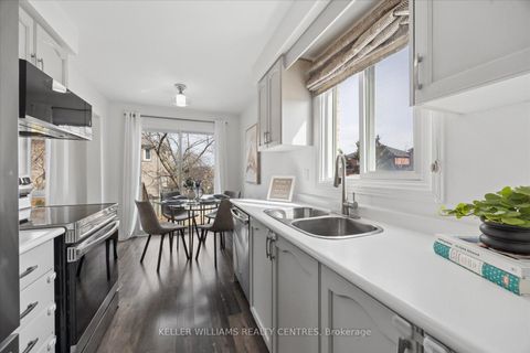 Photo 9 at 720 Walpole Crescent, Wyndham, Newmarket