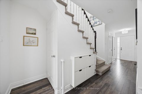 Photo 11 at 720 Walpole Crescent, Wyndham, Newmarket