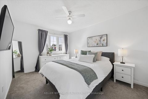 Photo 13 at 720 Walpole Crescent, Wyndham, Newmarket