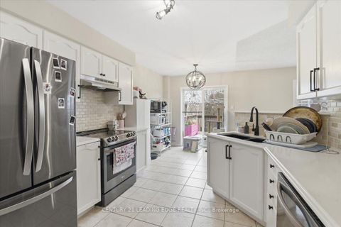 Photo 5 at 10 Crough Street, Bowmanville, Clarington