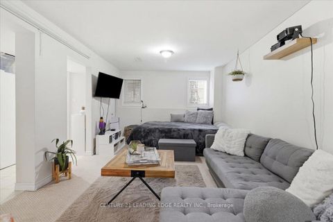 Photo 19 at 10 Crough Street, Bowmanville, Clarington