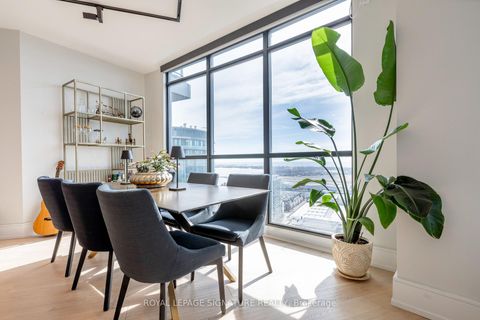 Photo 6 at 3609 - 219 Fort York Boulevard, Niagara, Toronto