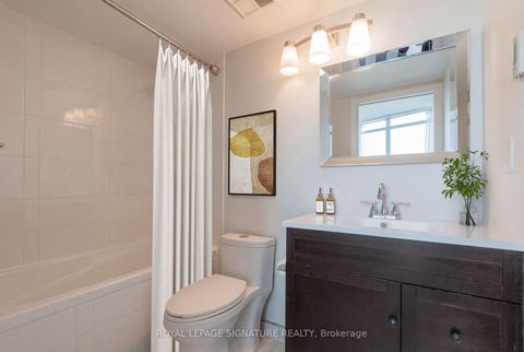 Photo 16 at 3609 - 219 Fort York Boulevard, Niagara, Toronto