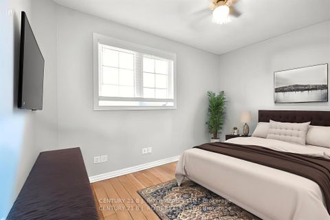 Photo 26 at 28 Shaina Court, Painswick South, Barrie