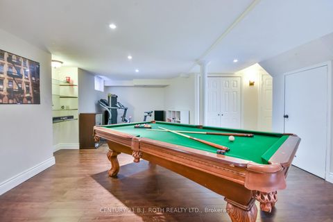 Photo 28 at 28 Shaina Court, Painswick South, Barrie