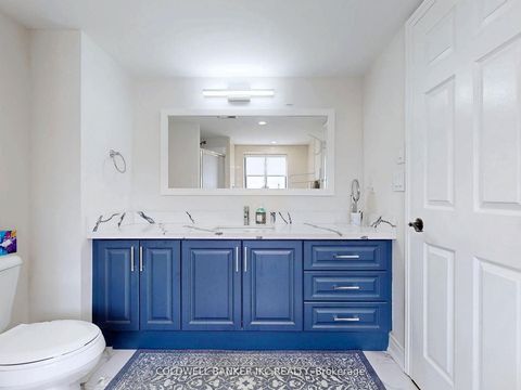 Photo 18 at 1001 - 4235 Sherwoodtowne Boulevard, City Centre, Mississauga