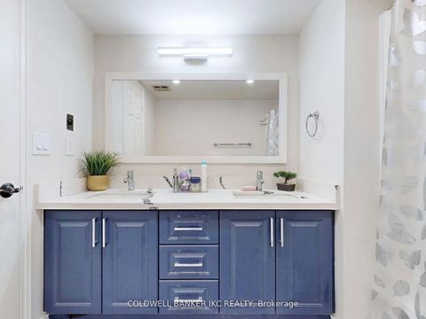 Photo 23 at 1001 - 4235 Sherwoodtowne Boulevard, City Centre, Mississauga