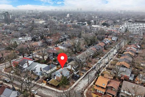 Photo 36 at 2 Beck Avenue, Danforth, Toronto