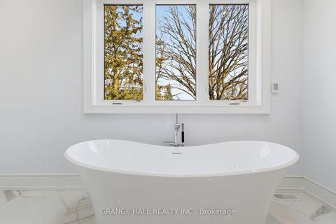 Photo 32 at 16 Barker Avenue, Beaumonde Heights, Toronto