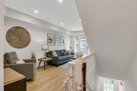 Photo 3 at 204 - 50 Merchant Lane, Dufferin Grove, Toronto