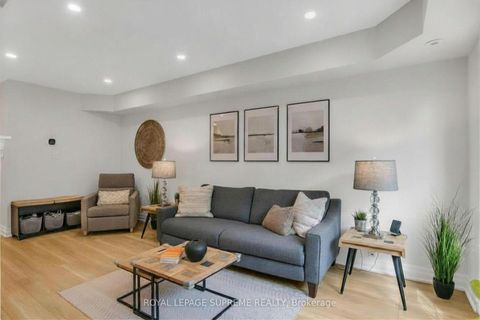 Photo 7 at 204 - 50 Merchant Lane, Dufferin Grove, Toronto