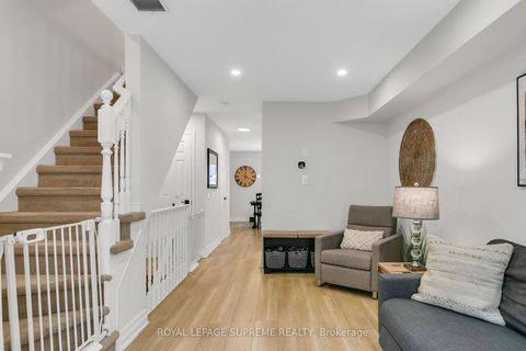 Photo 9 at 204 - 50 Merchant Lane, Dufferin Grove, Toronto