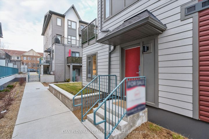 Photo 1 at 1001 - 2635 William Jackson Drive, Duffin Heights, Pickering