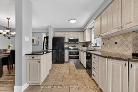 Photo 8 at 44 Sherwood Court, Northwest, Barrie