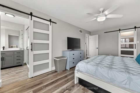 Photo 24 at 44 Sherwood Court, Northwest, Barrie