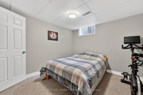 Photo 37 at 44 Sherwood Court, Northwest, Barrie