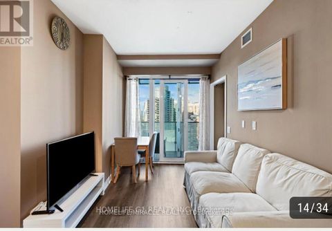 Photo 9 at 2001 - 3900 Confederation Parkway, City Centre, Mississauga