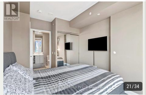 Photo 13 at 2001 - 3900 Confederation Parkway, City Centre, Mississauga