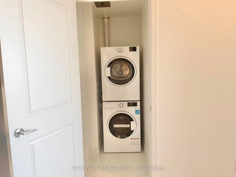 Photo 10 at B-2609 - 50 Upper Mall Way, Brownridge, Vaughan