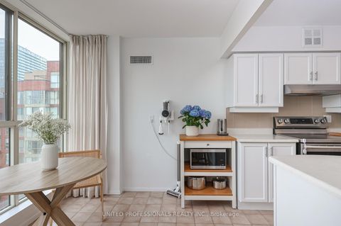 Photo 11 at 828 - 22 Southport Street, Swansea, Toronto