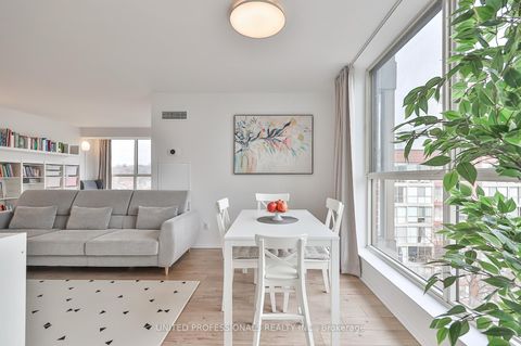 Photo 14 at 828 - 22 Southport Street, Swansea, Toronto