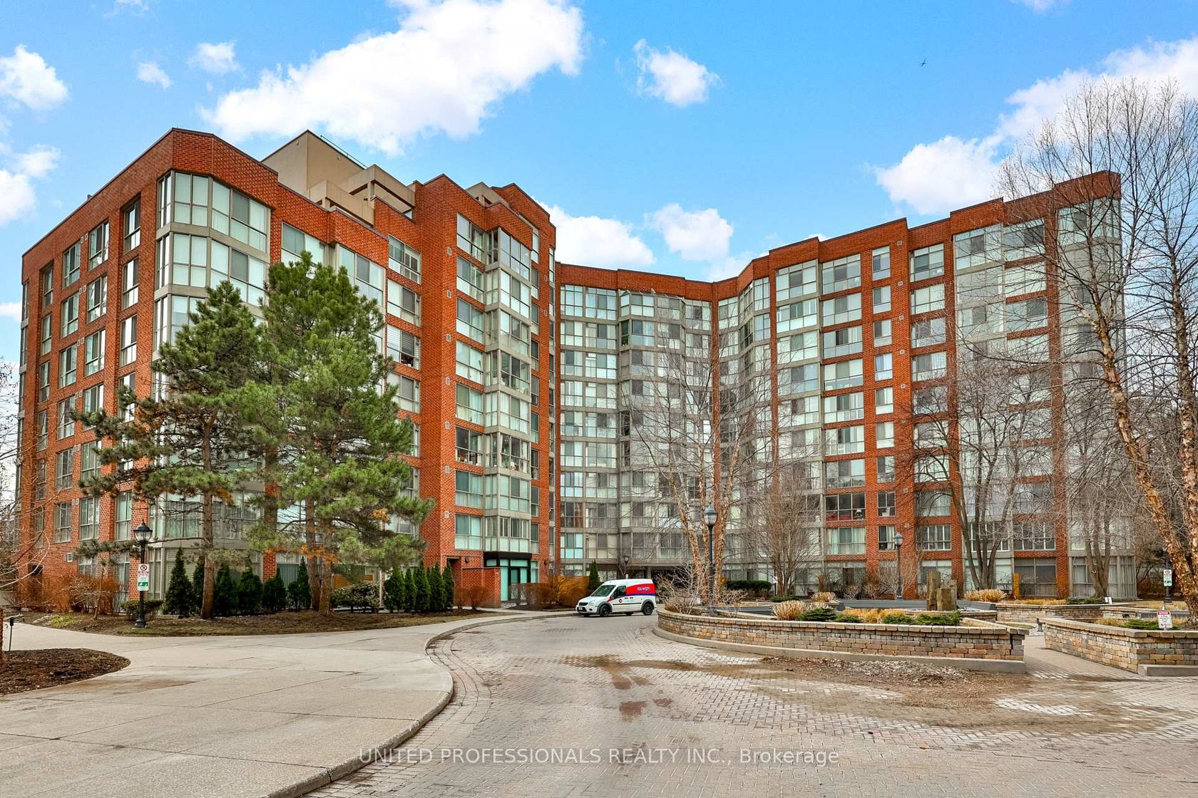 828 - 22 Southport Street, Swansea, Toronto 