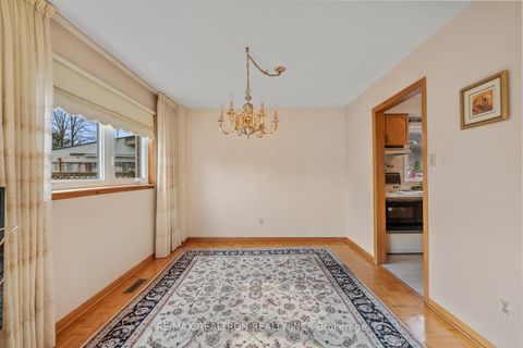 Photo 8 at 59 Nightstar Drive, Observatory, Richmond Hill